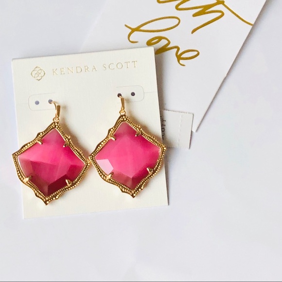 Kendra Scott Jewelry - Kendra Scott Kristen Earrings in Pink Cat’s Eye